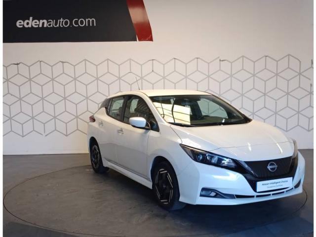 Nissan Leaf image 9