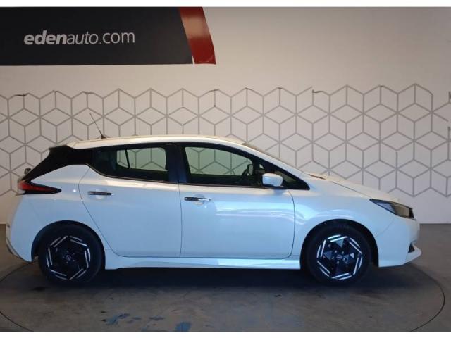 Nissan Leaf image 3