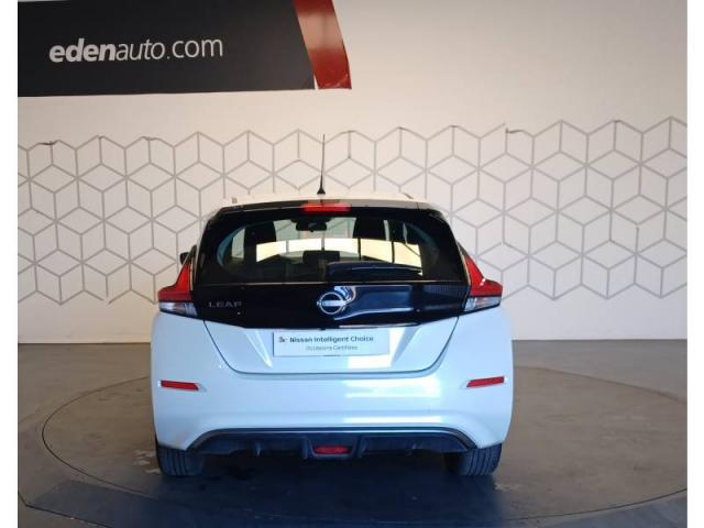 Nissan Leaf image 5