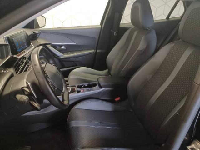 Peugeot 2008 image 7