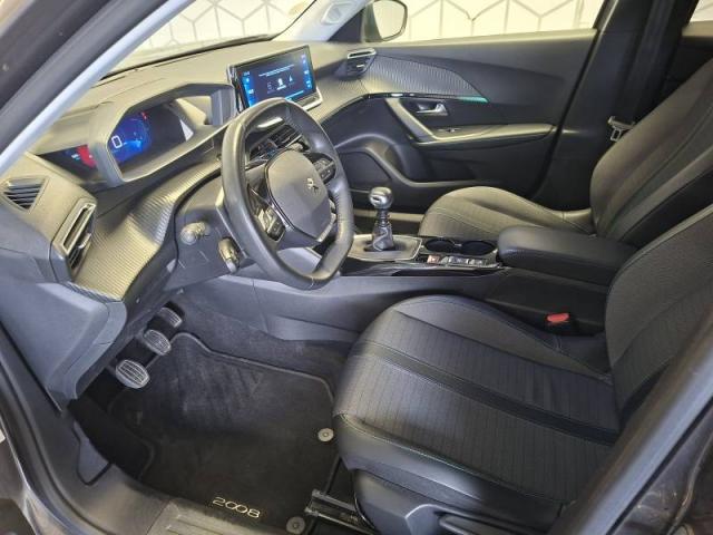 Peugeot 2008 image 7