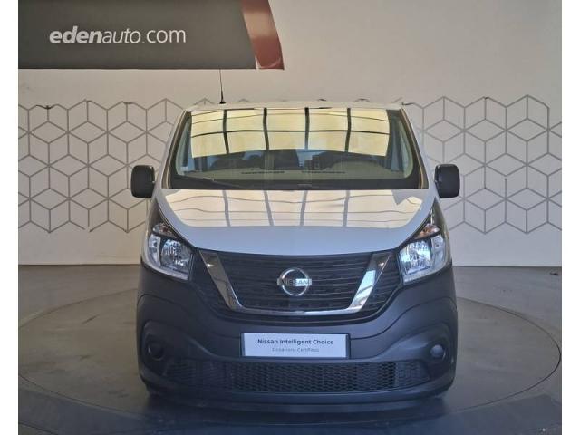 Nissan Nv300 image 3