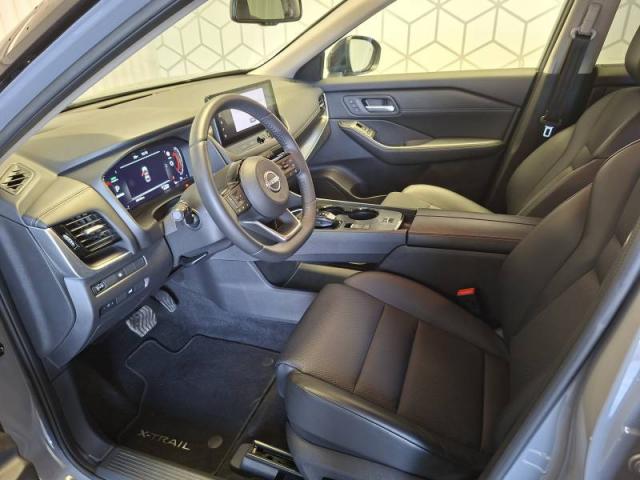 Nissan X-Trail image 2