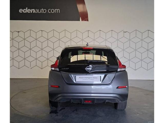 Nissan Leaf image 4