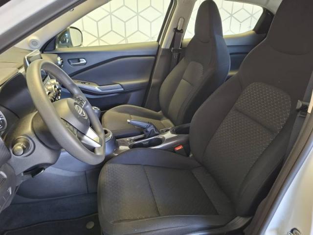 Nissan Juke image 9