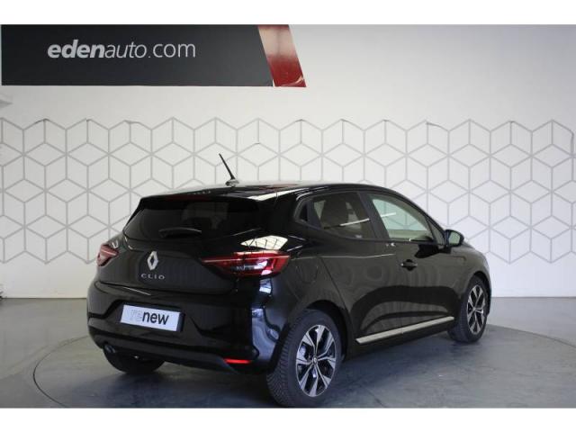 Clio image 9