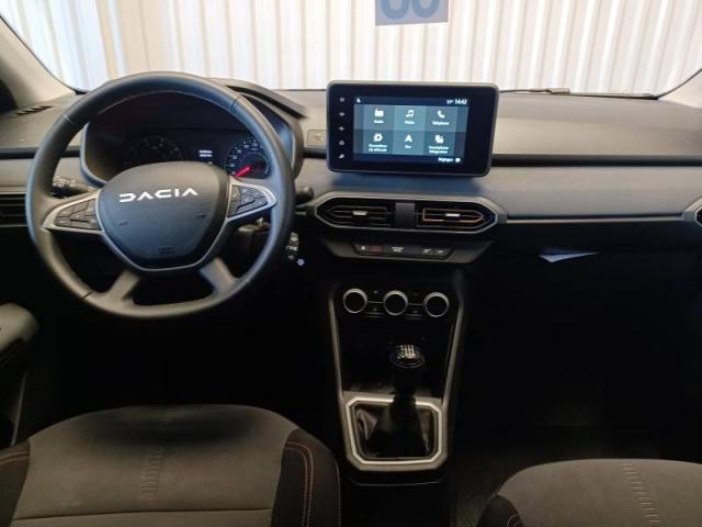Dacia Sandero image 2