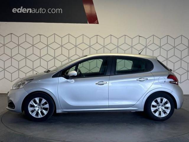 Peugeot 208 image 8