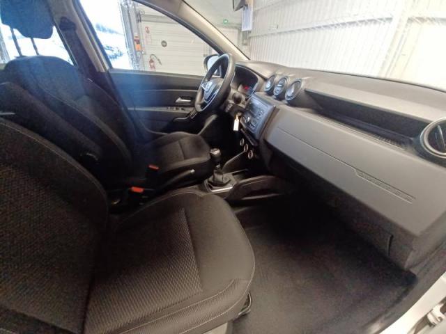 Dacia Duster image 8