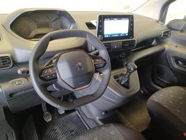 Peugeot Partner image 1