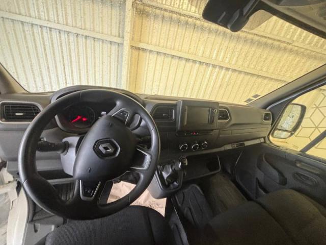Renault Master image 3