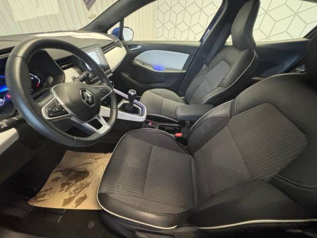 Renault Clio image 8