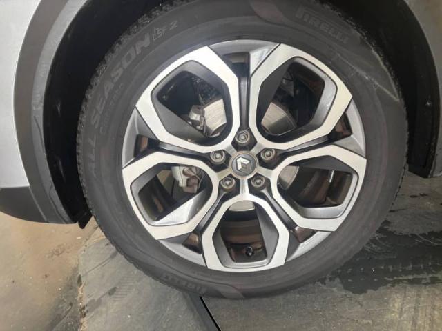 Renault Captur image 8