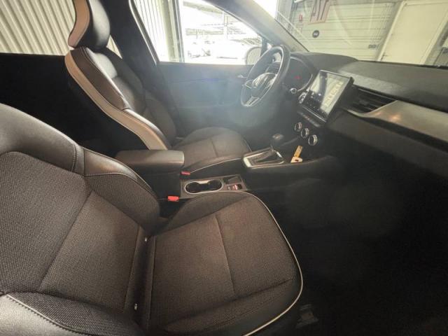 Renault Captur image 1