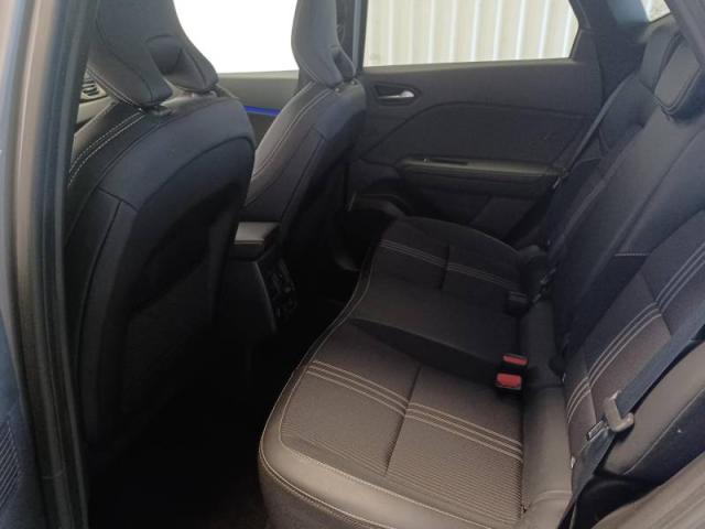 Renault Captur image 8