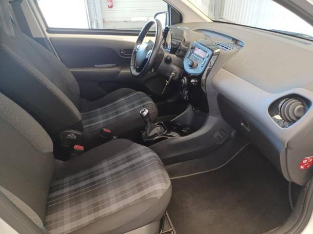 Peugeot 108 image 2