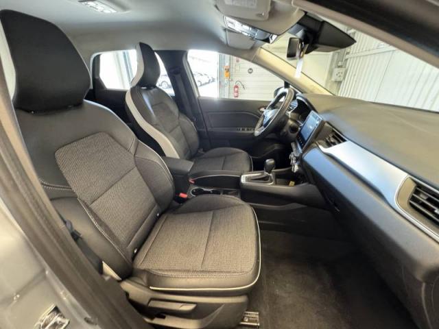 Renault Captur image 8