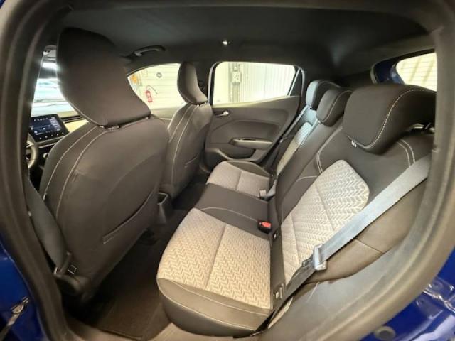 Renault Clio image 8