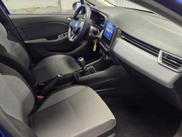 Renault Clio image 2