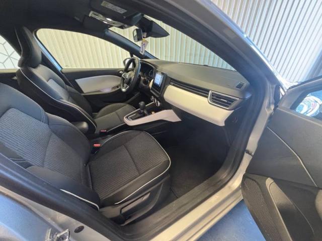 Renault Clio image 8