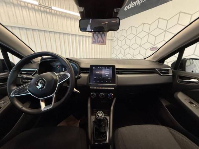 Renault Clio image 9