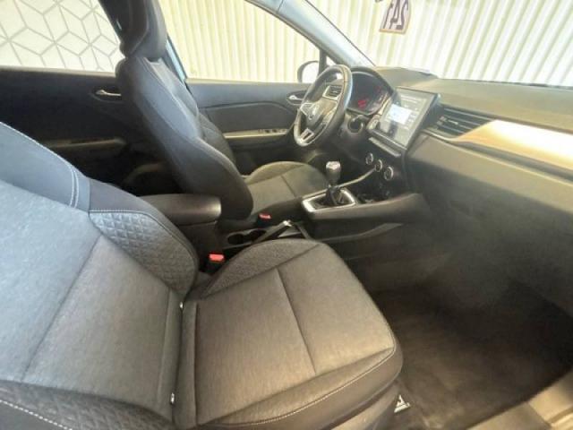 Renault Captur image 6