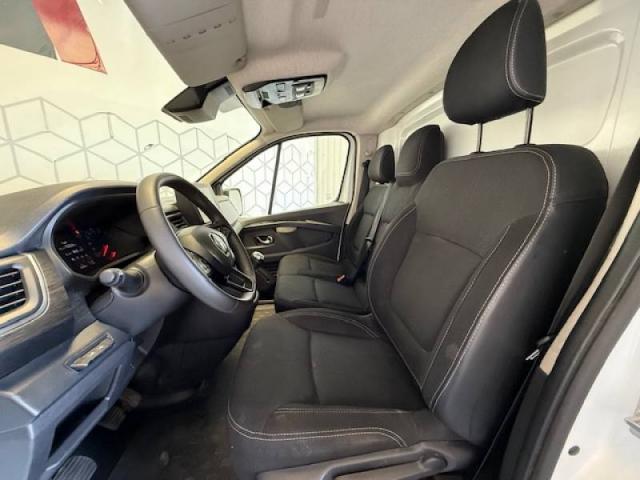 Renault Trafic image 3