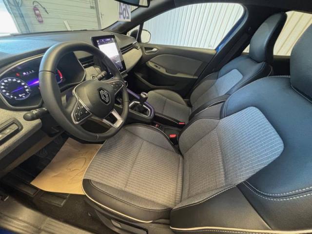 Renault Clio image 2