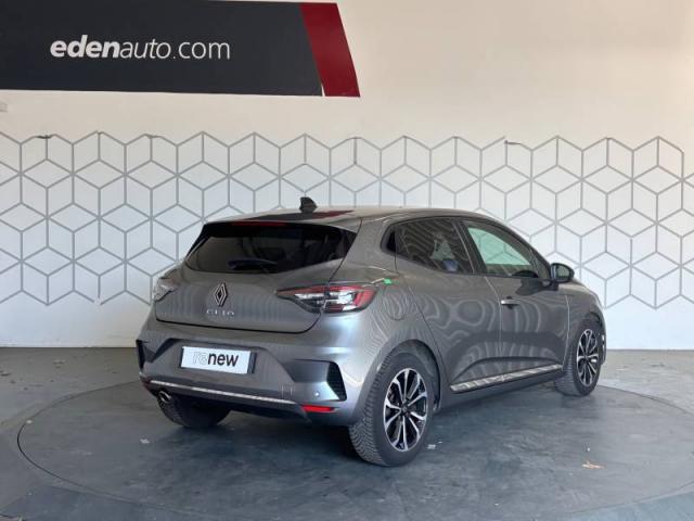 Renault Clio image 2