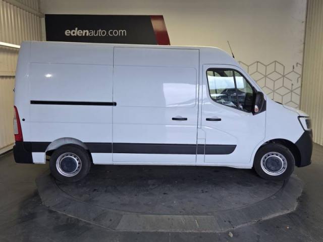 Renault Master image 2