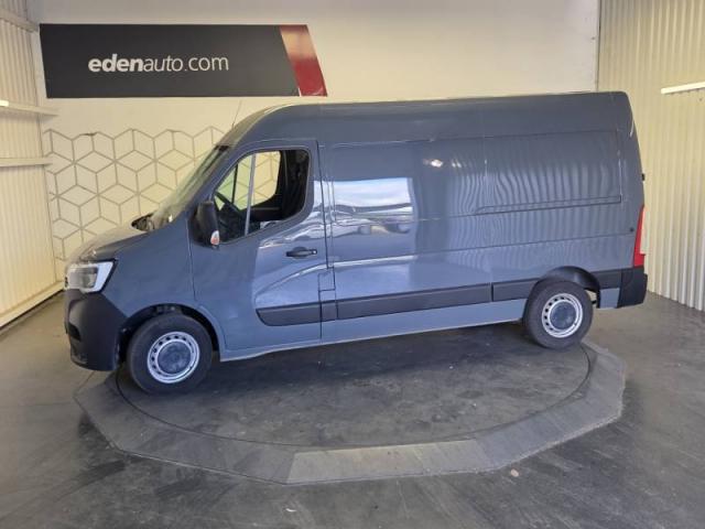 Renault Master image 2