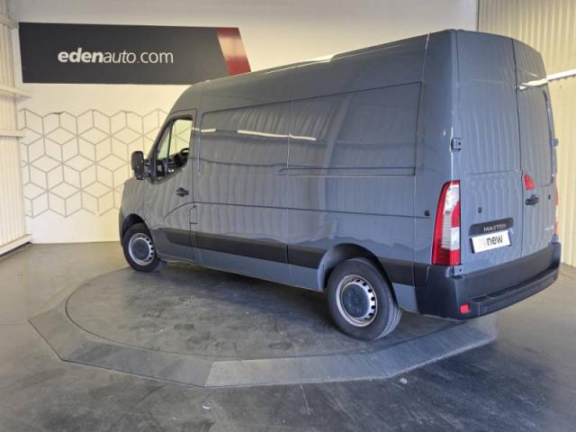 Renault Master image 9