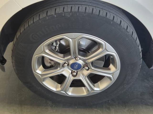 Ford Ecosport image 8