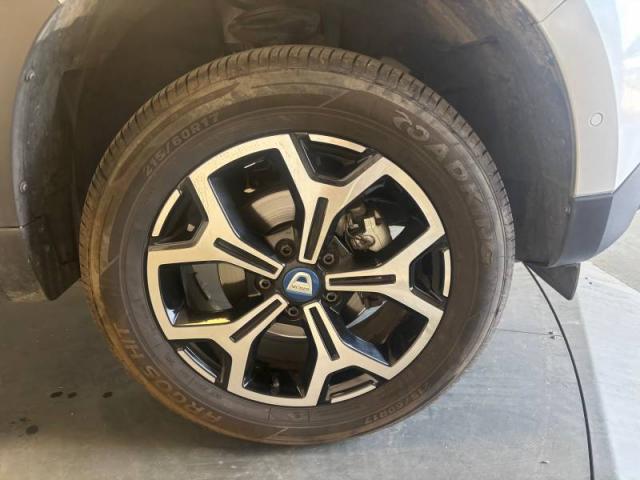 Dacia Duster image 1