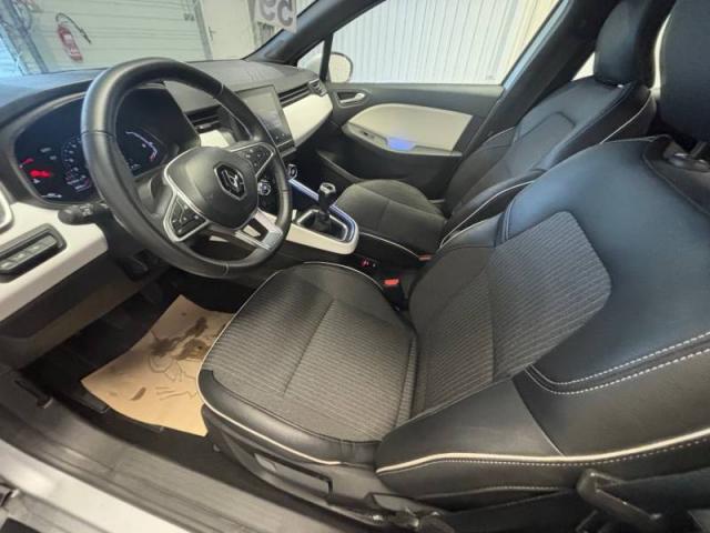 Renault Clio image 8