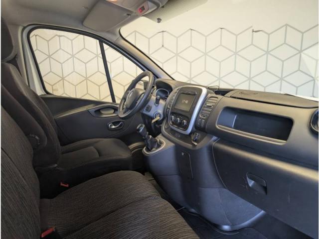 Renault Trafic image 7
