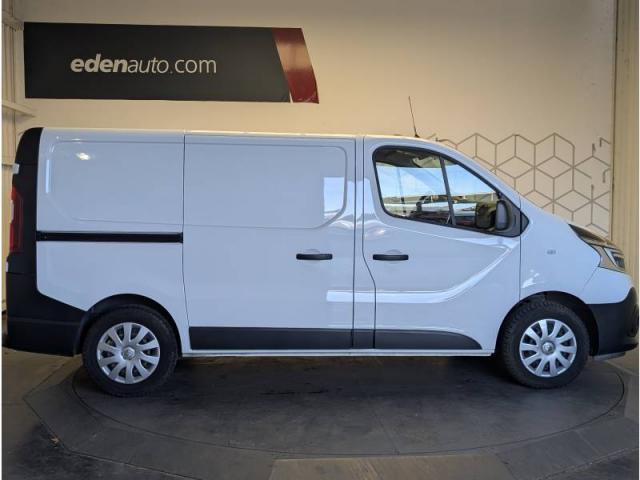 Renault Trafic image 1
