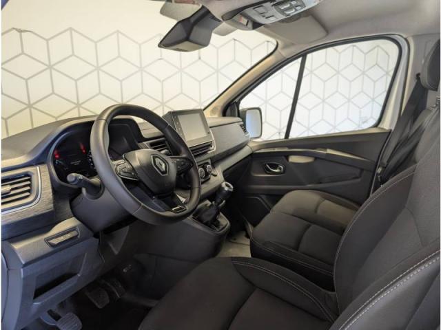 Renault Trafic image 3