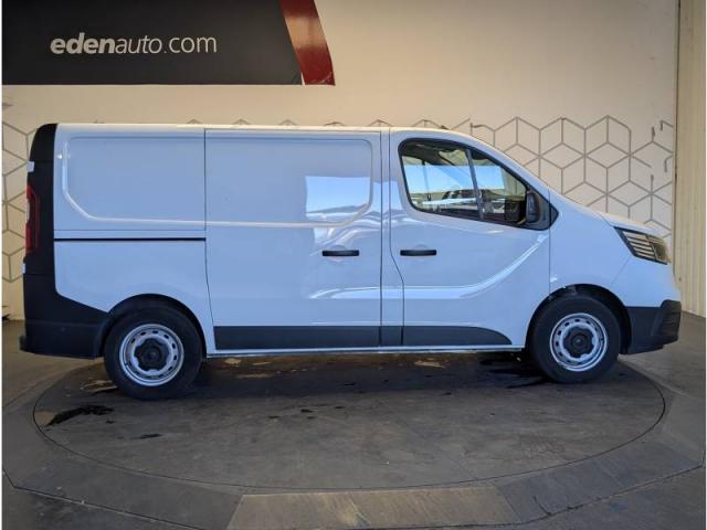 Renault Trafic image 2