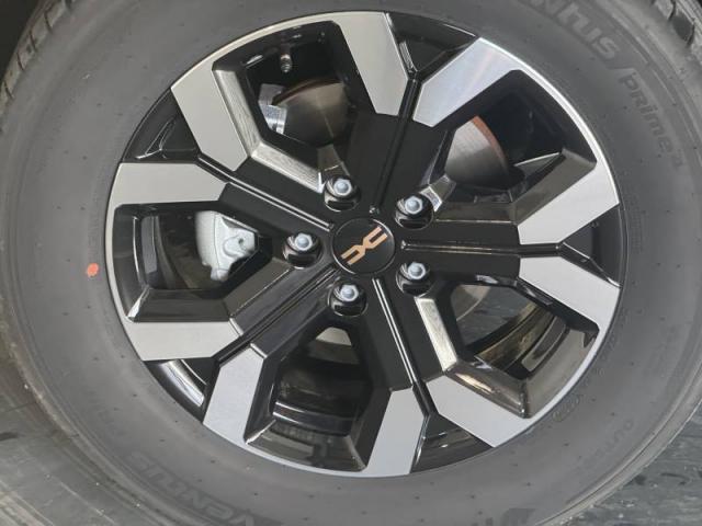 Dacia Duster image 8