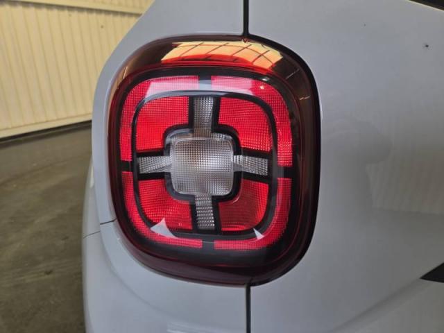 Dacia Duster image 2