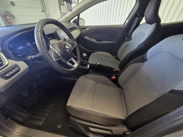 Renault Clio image 9