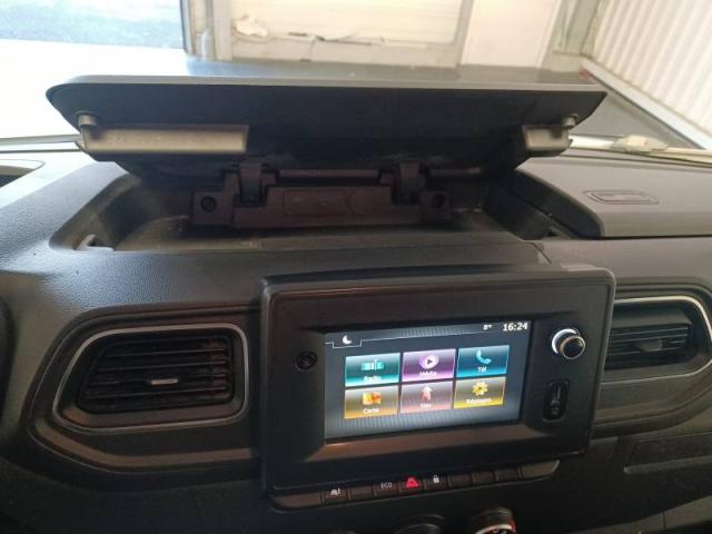 Renault Master image 6