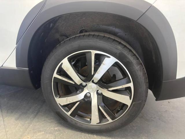 Peugeot 2008 image 6