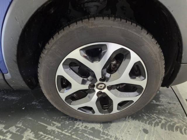 Renault Captur image 1