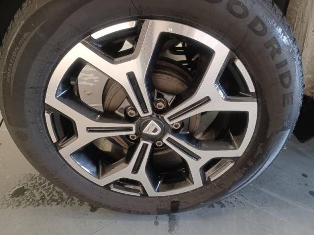 Dacia Duster image 7