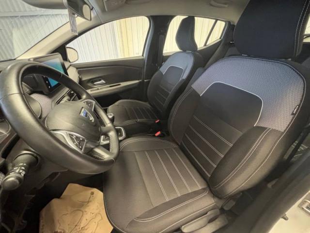 Dacia Sandero image 9