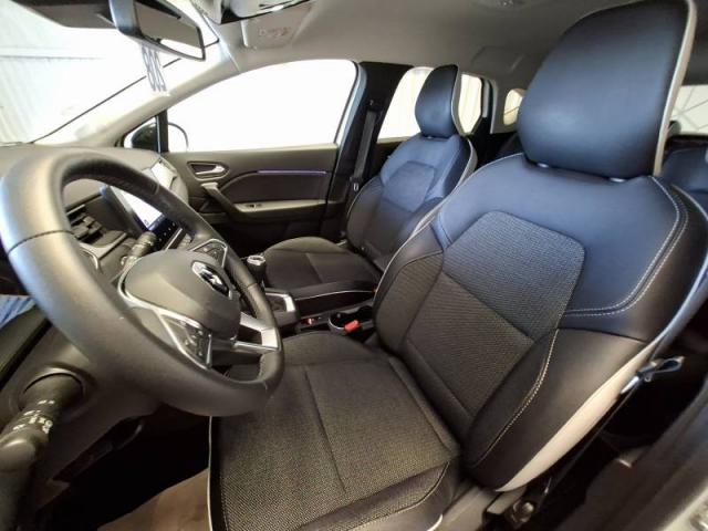 Renault Captur image 8