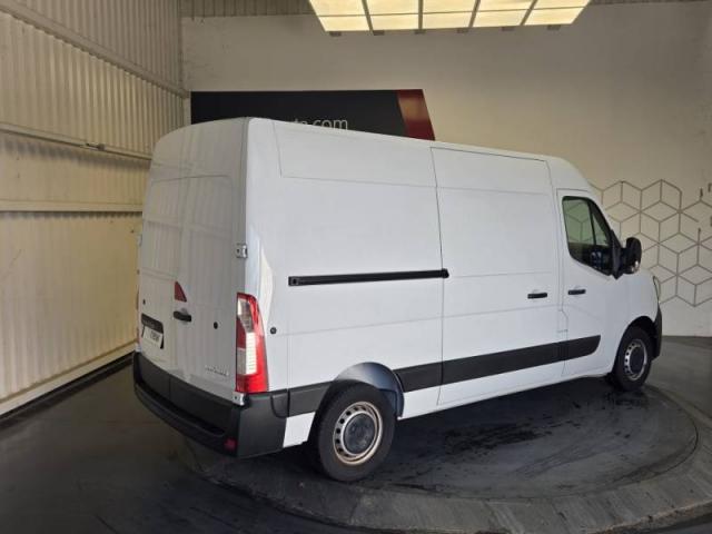 Renault Master image 2
