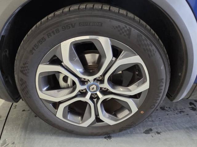 Renault Captur image 2